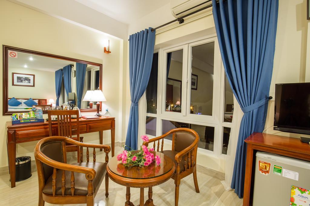 Prince Hotel Hoi An Exterior photo